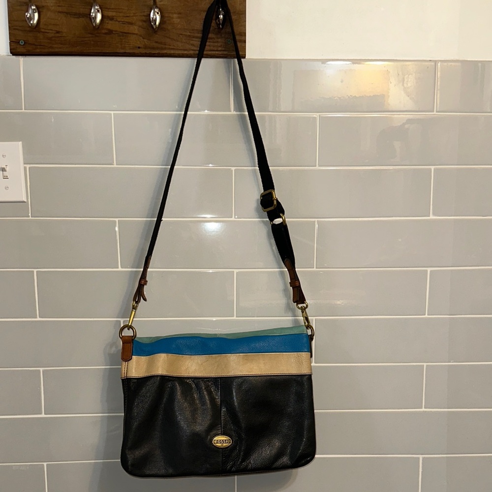 Fossil Leather Explorer Messenger Bag